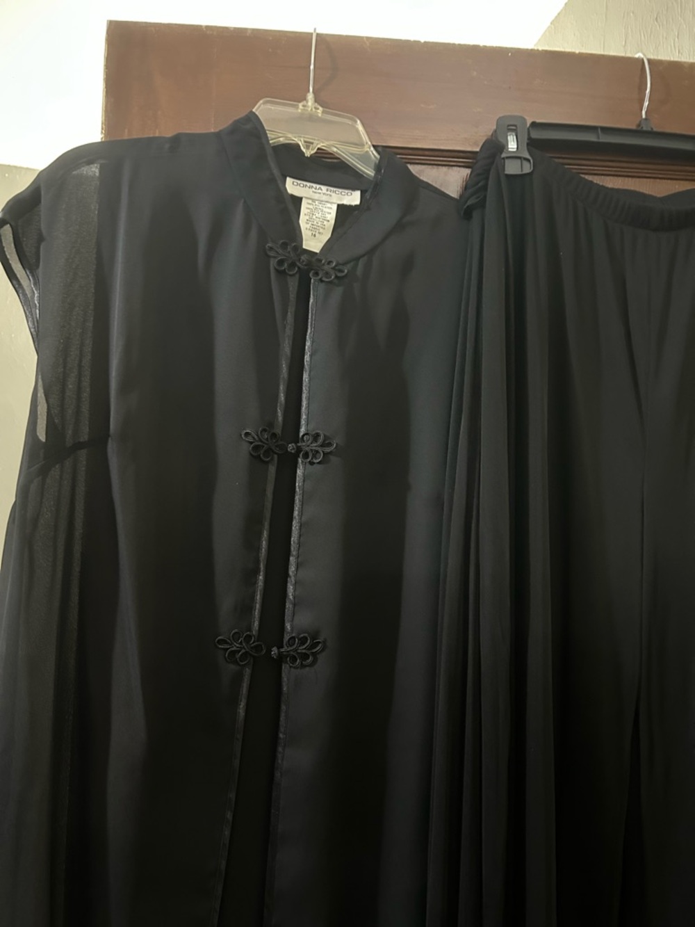 Donna Ricco Black Chiffon Overlay Two-Piece Set